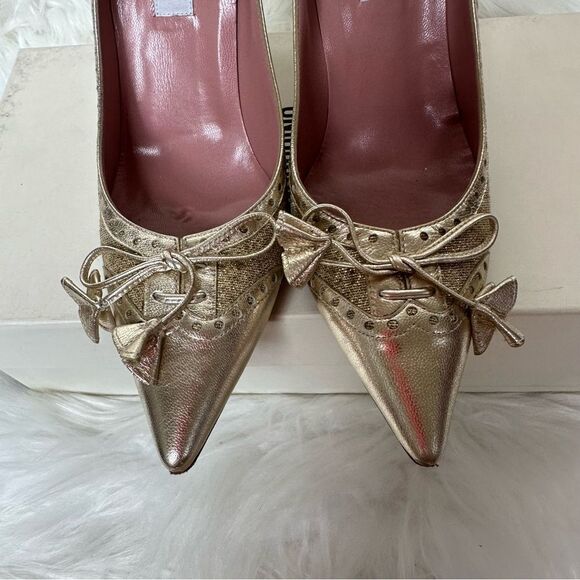 Vintage Moschino Heels - Picture 5 of 12